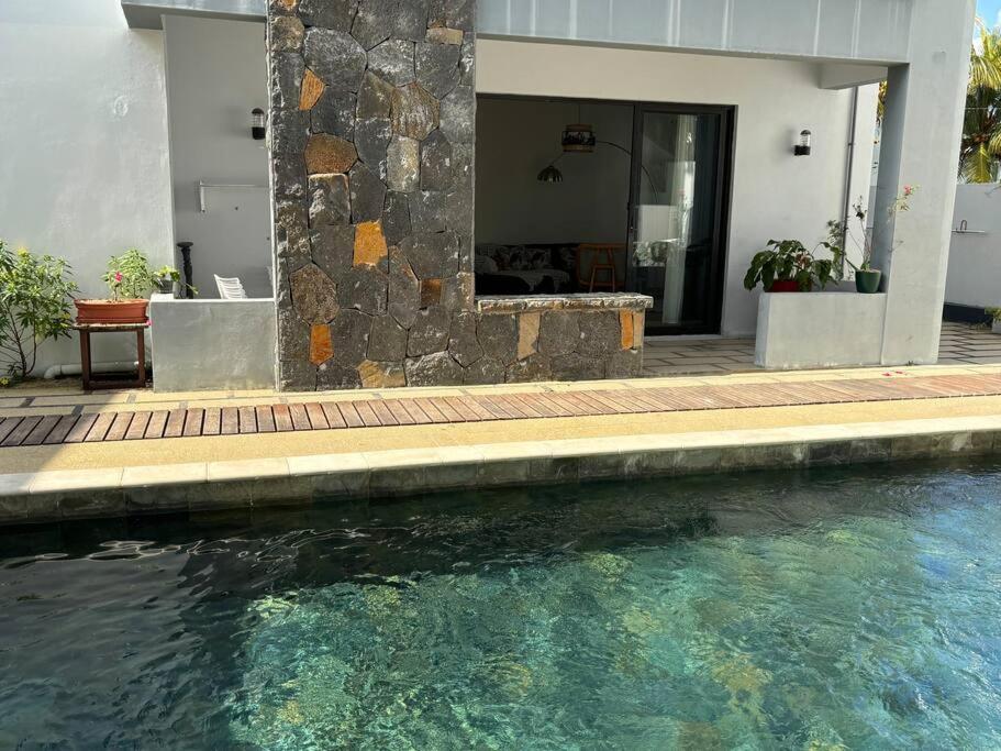Charmant T4 Avec Vue Piscine Гранд-Бэй Экстерьер фото